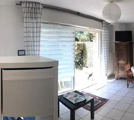 Διαμέρισμα Terrasse Jardin Vannes, Proximite Port Et Centre Historique, Parking Prive *