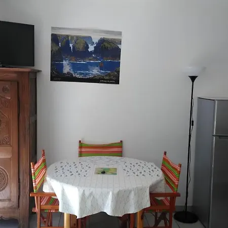 Terrasse Jardin Vannes, Proximite Port Et Centre Historique, Parking Prive